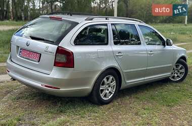 Универсал Skoda Octavia 2010 в 