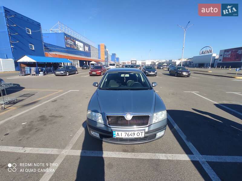 Лифтбек Skoda Octavia 2006 в 