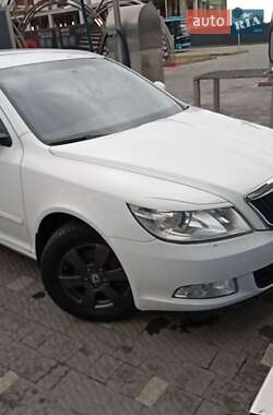 Універсал Skoda Octavia 2011 в Ужгороді
