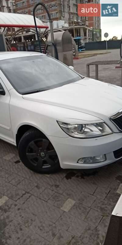 Skoda Octavia 2011