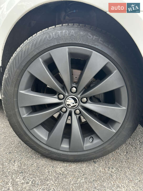 Универсал Skoda Octavia 2014 в Белой Церкви