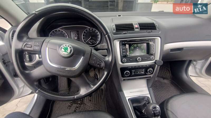 Універсал Skoda Octavia 2011 в Левкові