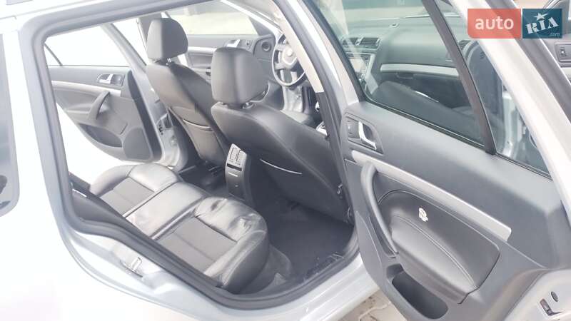 Універсал Skoda Octavia 2011 в Левкові