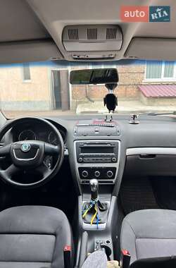 Лифтбек Skoda Octavia 2009 в 