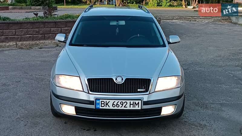 Універсал Skoda Octavia 2007 в Сарнах