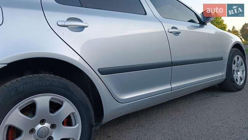 Універсал Skoda Octavia 2007 в Сарнах