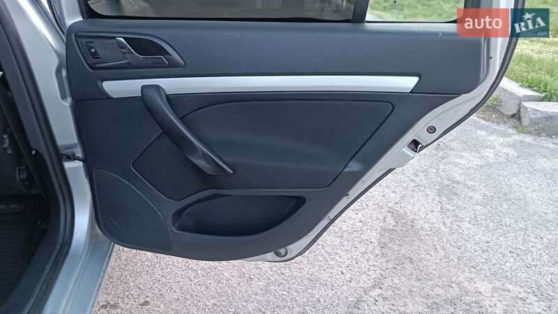 Універсал Skoda Octavia 2007 в Сарнах