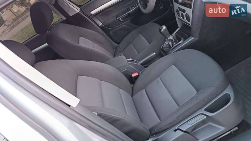Універсал Skoda Octavia 2007 в Сарнах