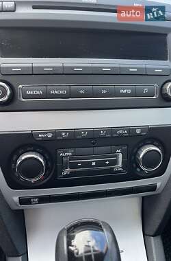 Лифтбек Skoda Octavia 2009 в 