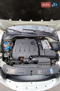 Універсал Skoda Octavia 2010 в 