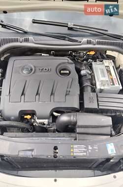 Універсал Skoda Octavia 2010 в 