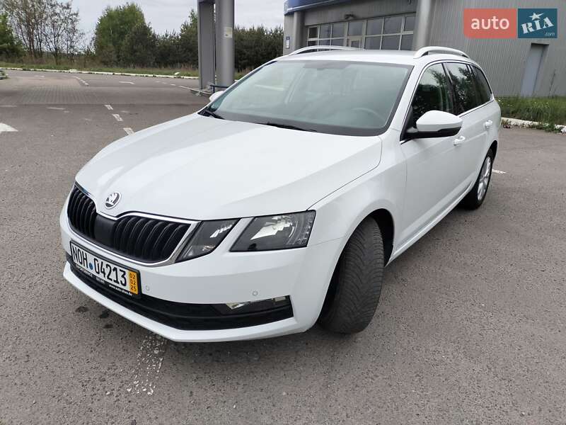 Универсал Skoda Octavia 2019 в Радивилове