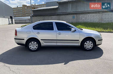 Ліфтбек Skoda Octavia 2006 в 