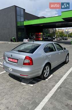 Ліфтбек Skoda Octavia 2011 в 