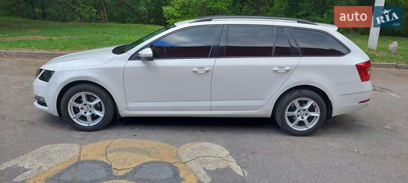 Универсал Skoda Octavia 2018 в Днепре фото 3 Универсал Skoda Octavia 2018 в Днепре