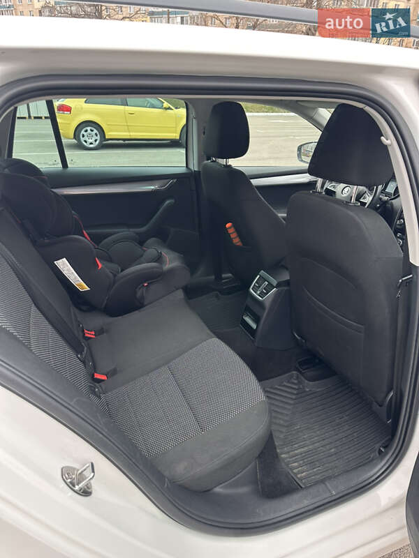 Универсал Skoda Octavia 2013 в Каменском