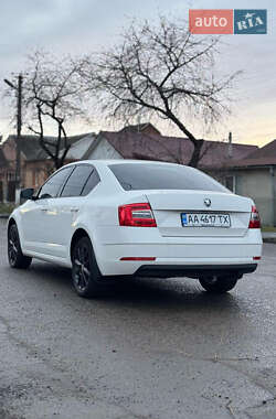 Ліфтбек Skoda Octavia 2018 в 