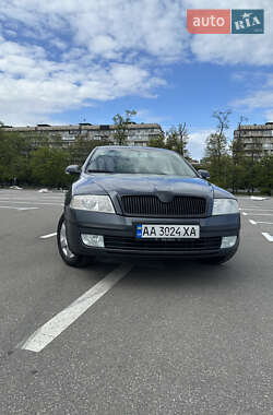 Лифтбек Skoda Octavia 2008 в 