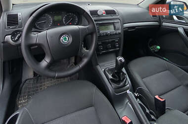 Лифтбек Skoda Octavia 2008 в 