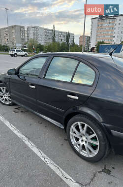 Лифтбек Skoda Octavia 2001 в 