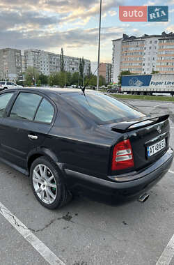 Лифтбек Skoda Octavia 2001 в 