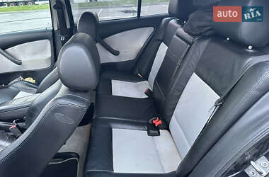 Лифтбек Skoda Octavia 2001 в 