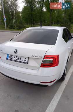 Ліфтбек Skoda Octavia 2019 в 