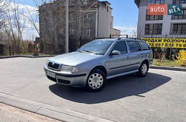 Универсал Skoda Octavia 2001 в 