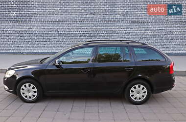 Универсал Skoda Octavia 2010 в 