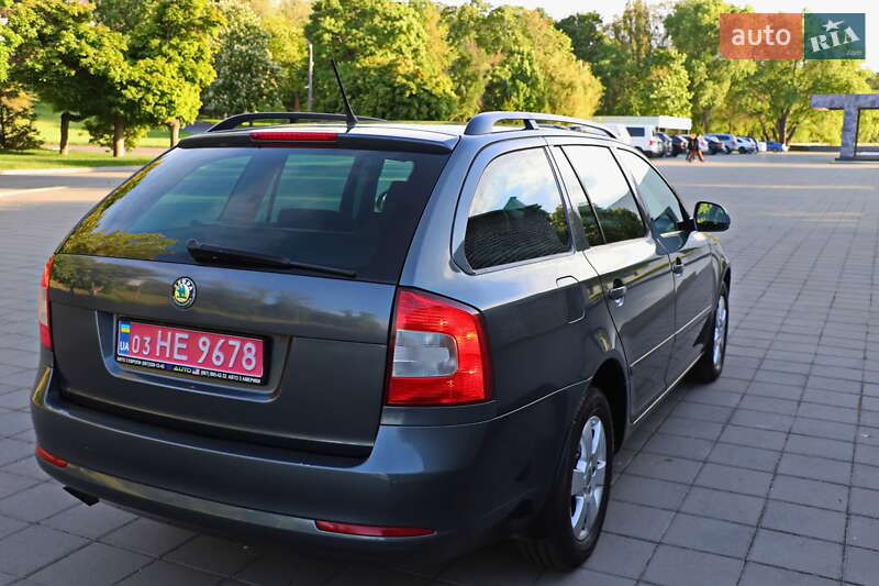 Універсал Skoda Octavia 2011 в Кременчуці