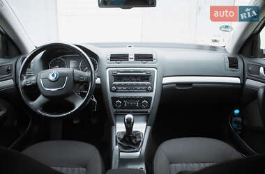 Універсал Skoda Octavia 2011 в 