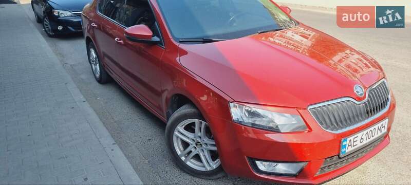Лифтбек Skoda Octavia 2014 в Днепре