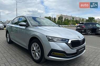 Лифтбек Skoda Octavia 2020 в 