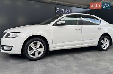 Лифтбек Skoda Octavia 2016 в 