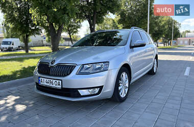Універсал Skoda Octavia 2014 в Черкасах