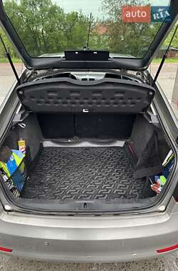 Лифтбек Skoda Octavia 2010 в 