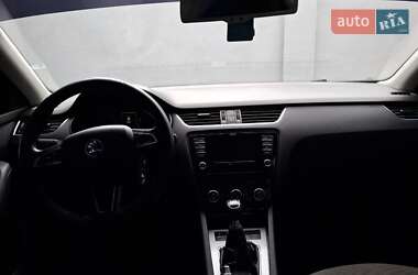 Лифтбек Skoda Octavia 2013 в 