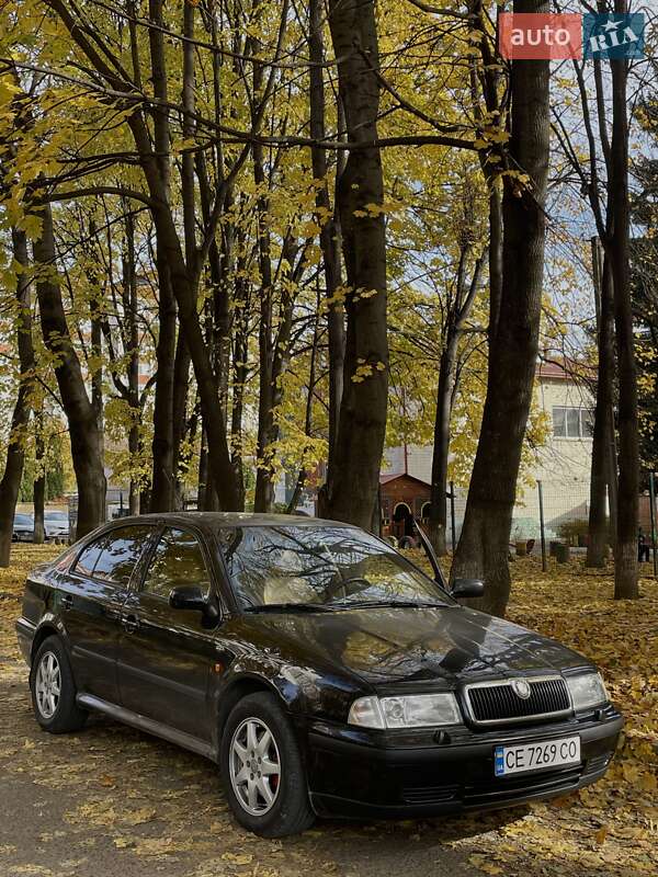 Лифтбек Skoda Octavia 1999 в Черновцах