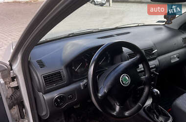 Лифтбек Skoda Octavia 2005 в 