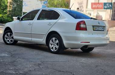 Ліфтбек Skoda Octavia 2011 в 