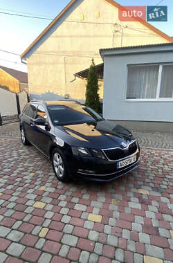 Универсал Skoda Octavia 2019 в Мукачево