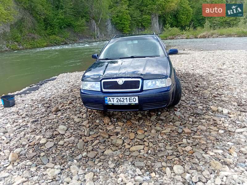 Універсал Skoda Octavia 2002 в Надвірній