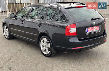 Универсал Skoda Octavia 2009 в 