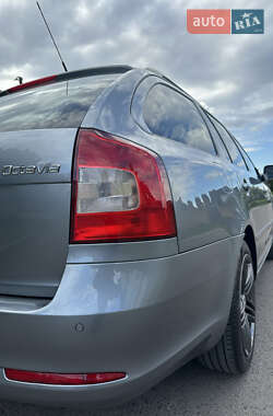 Універсал Skoda Octavia 2013 в 