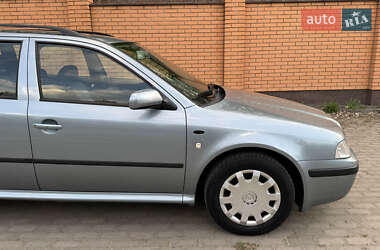 Универсал Skoda Octavia 2003 в 