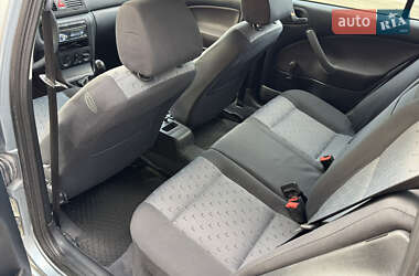 Универсал Skoda Octavia 2003 в 