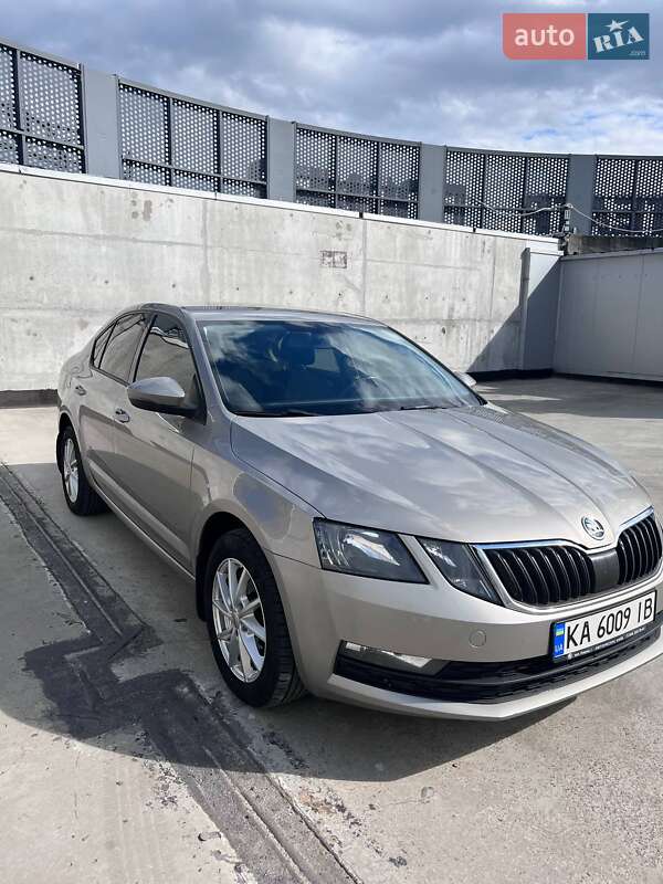 Ліфтбек Skoda Octavia 2018 в Києві