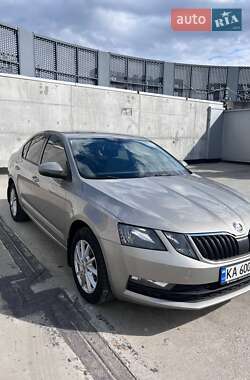 Лифтбек Skoda Octavia 2018 в 