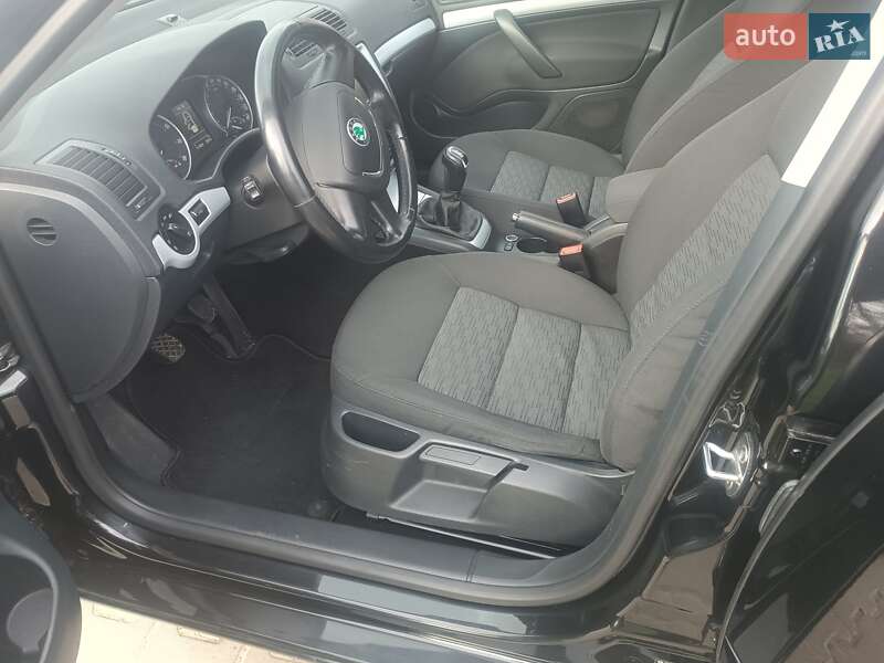 Универсал Skoda Octavia 2011 в Богородчанах