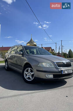 Универсал Skoda Octavia 2007 в Звягеле